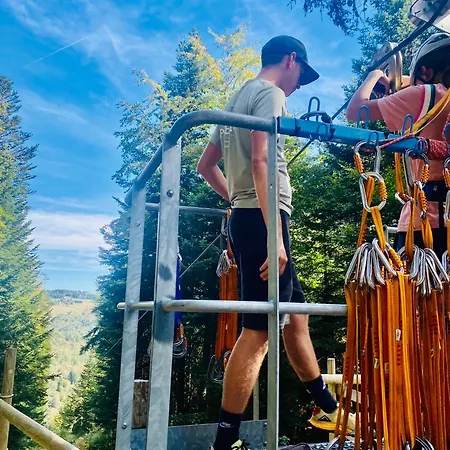 Le 1830 * Eglisolles