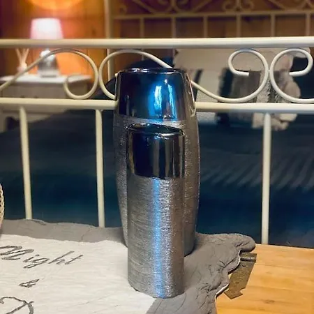 Le 1830 * Eglisolles